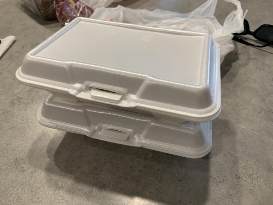 Illinois House passes bill to ban Styrofoam in restaurants