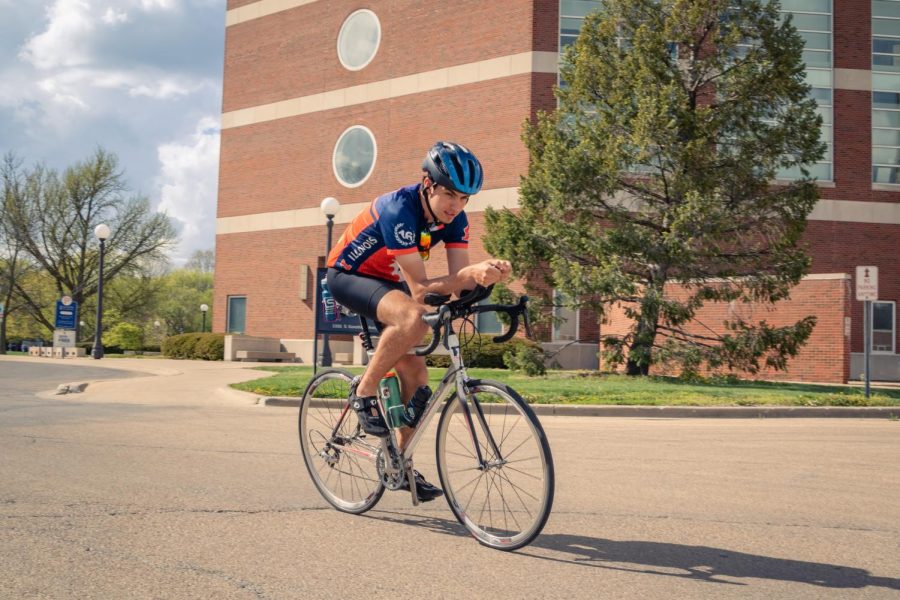 UI student bikes across country, fundraises for breast cancer